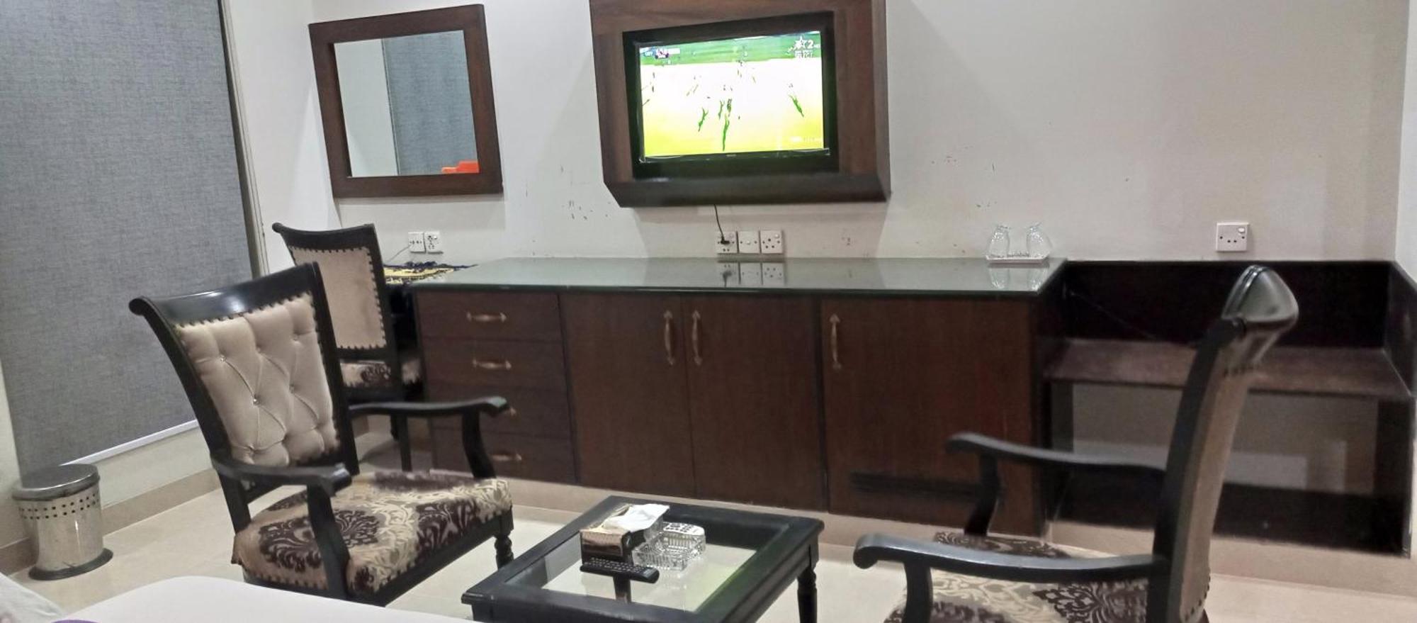 Hira Guest House Karachi Quarto foto