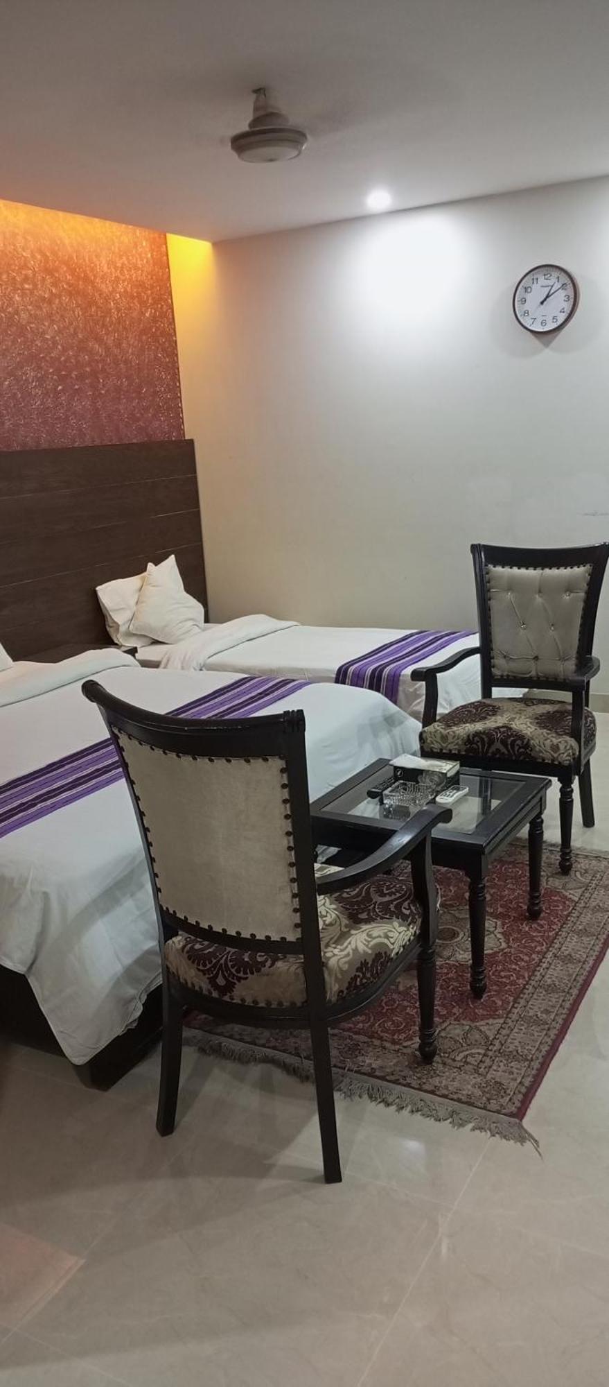 Hira Guest House Karachi Quarto foto