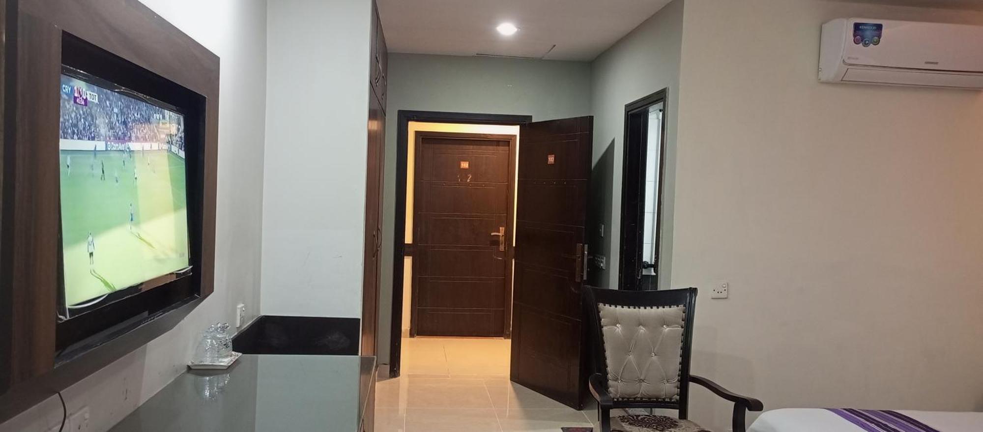 Hira Guest House Karachi Quarto foto