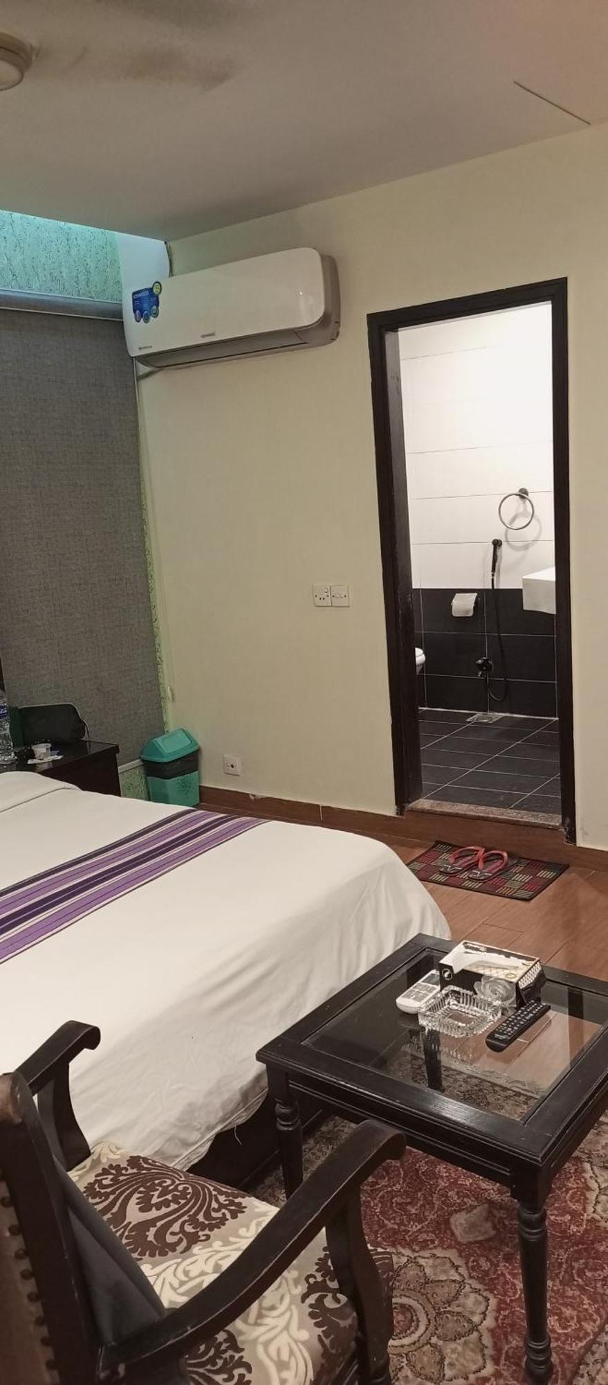 Hira Guest House Karachi Exterior foto